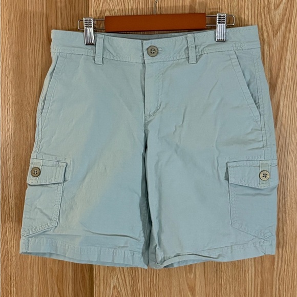 Eddie Bauer Light Mint Green Cargo Shorts - Picture 1 of 4